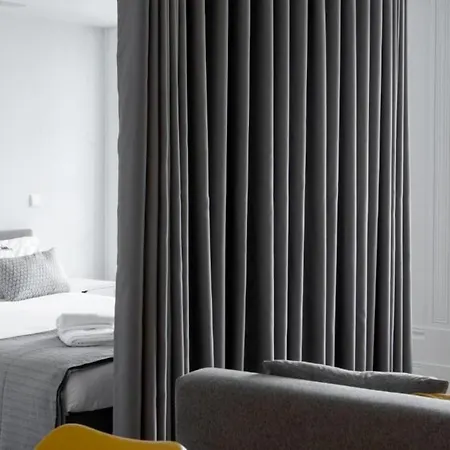 Mystay Bolhao - Pool & Garden