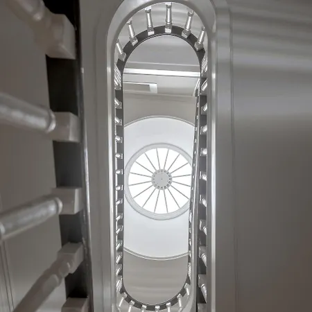 Πανσιόν Mystay - Urban Collection 3*